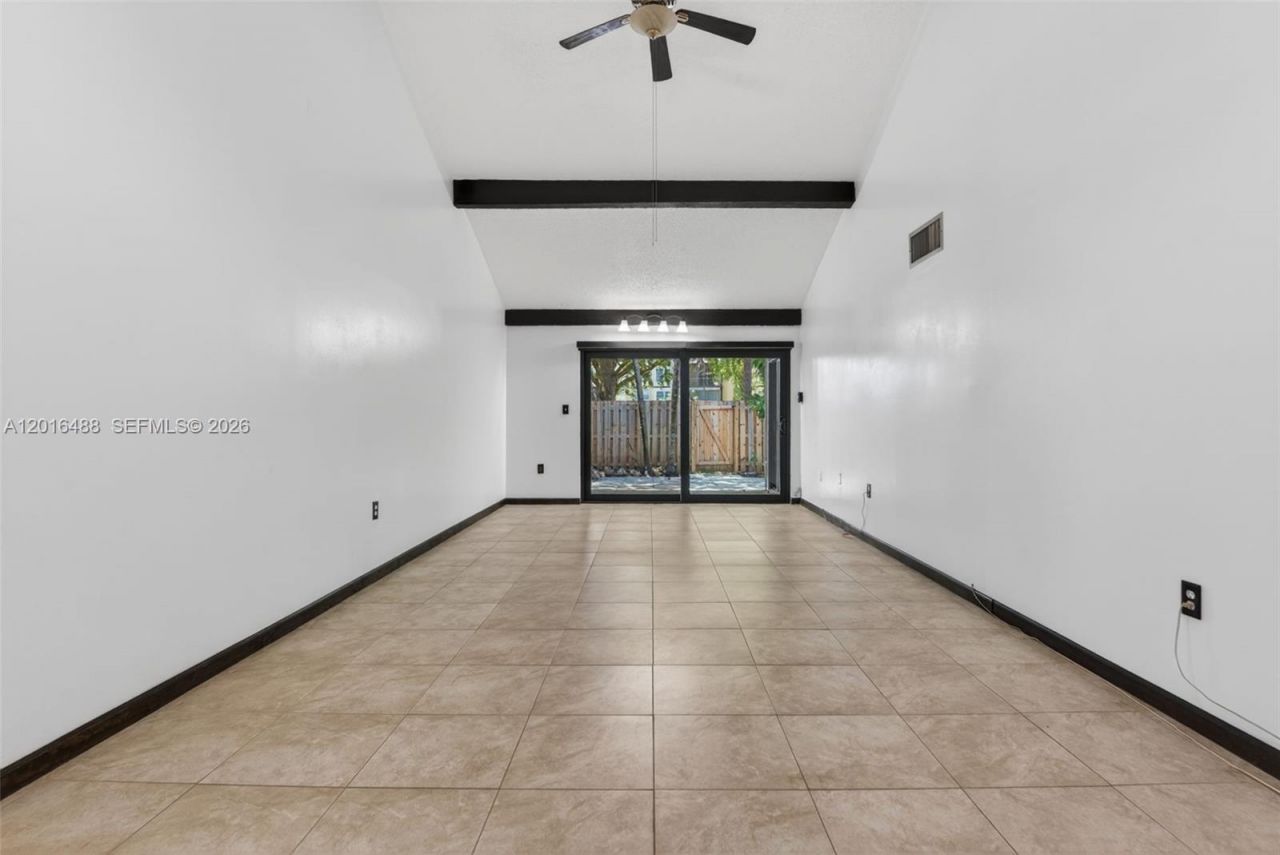 1717 NW 73rd Ave , Unit 33, Plantation, FL 33313 Photo
