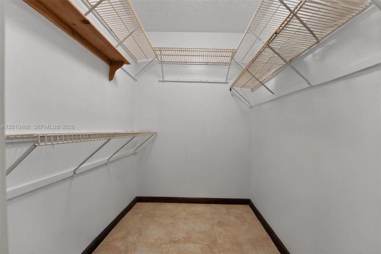 1717 NW 73rd Ave , Unit 33, Plantation, FL 33313 Photo