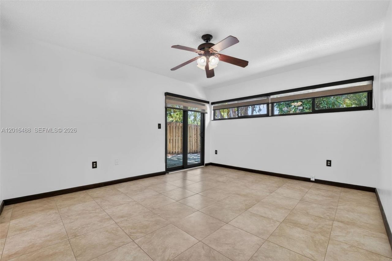 1717 NW 73rd Ave , Unit 33, Plantation, FL 33313 Photo