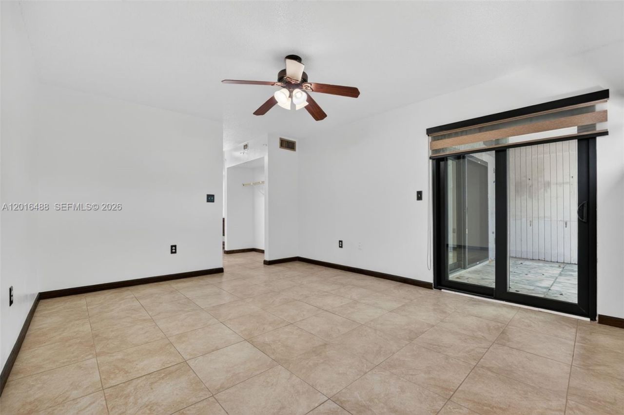 1717 NW 73rd Ave , Unit 33, Plantation, FL 33313 Photo