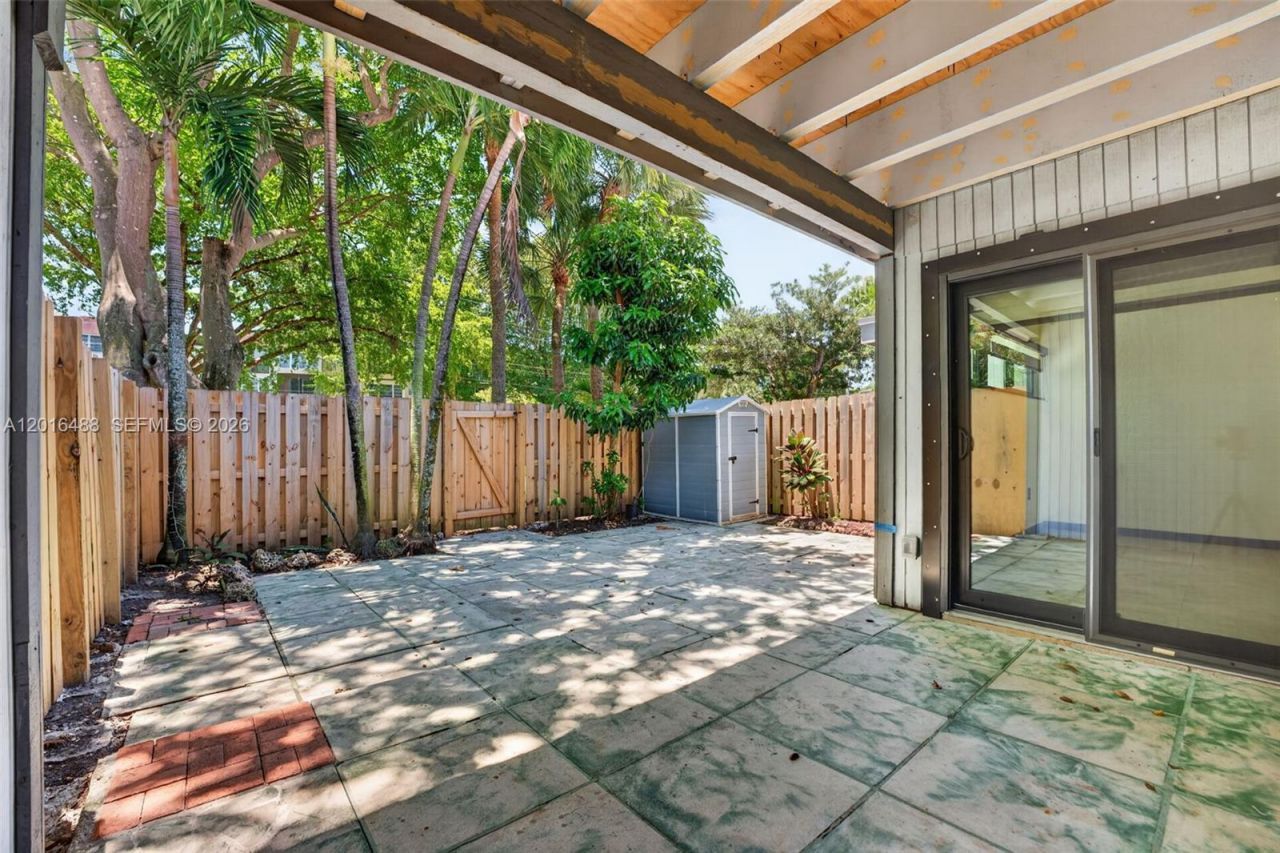 1717 NW 73rd Ave , Unit 33, Plantation, FL 33313 Photo
