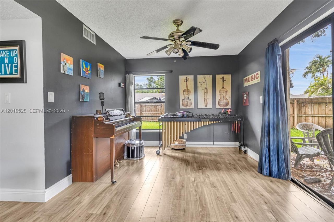 3814 NW 73rd Way , Coral Springs, FL 33065 Photo