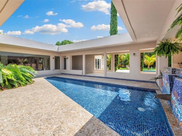 7650 SW 128th St, Pinecrest, FL 33156