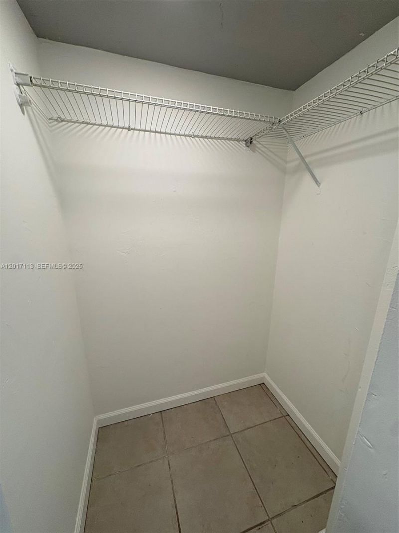 600 NE 36th St , Unit 1515, Miami, FL 33137 Photo