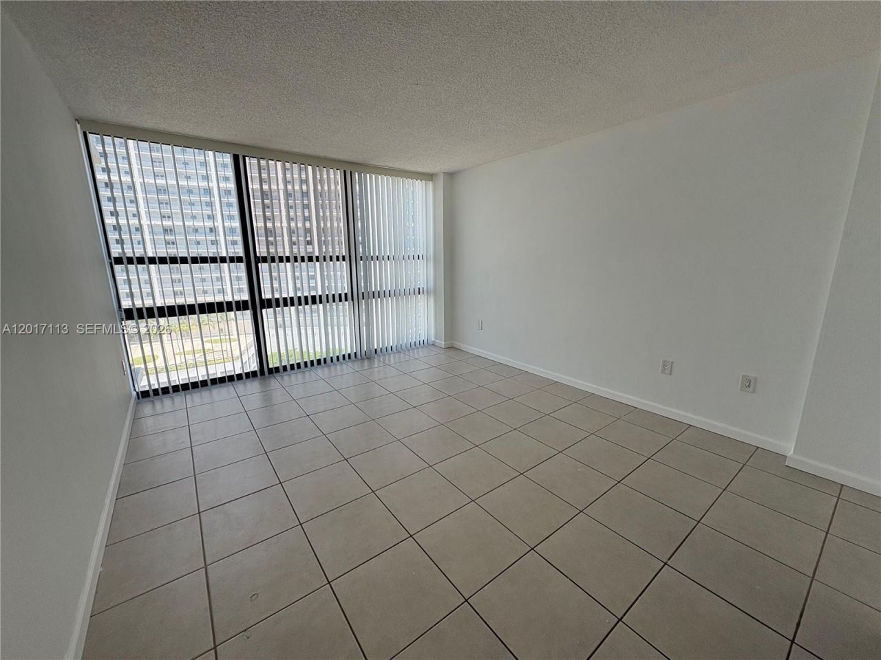 600 NE 36th St , Unit 1515, Miami, FL 33137 Photo
