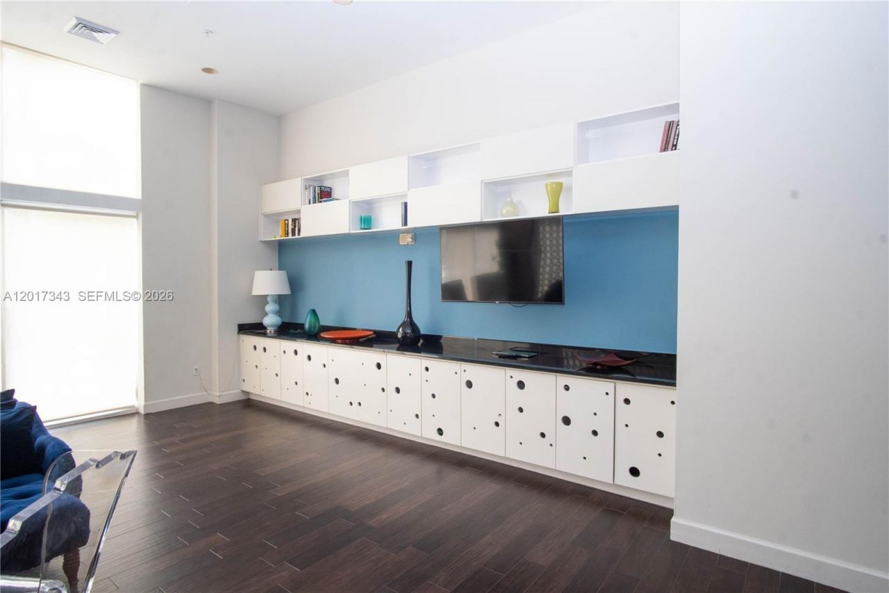 18800 NE 29th Ave , Unit 614, Aventura, FL 33180 Photo