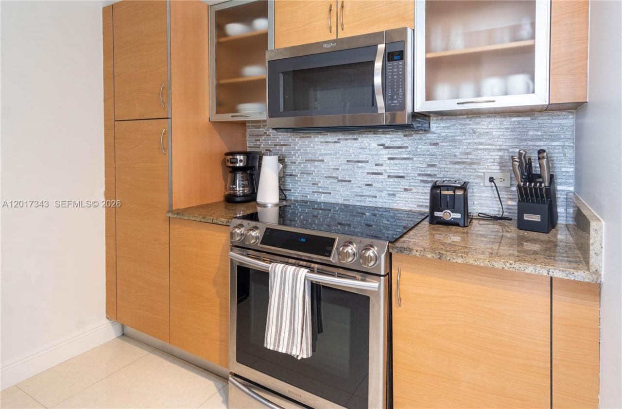 18800 NE 29th Ave , Unit 614, Aventura, FL 33180 Photo