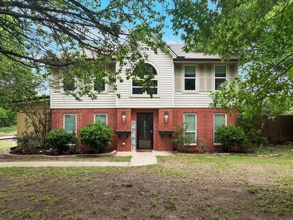 8912 S Hickory Road, Krum, TX 76249