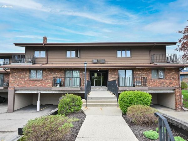 4015 84th STREET, Unit 8, Greenfield, WI 53228