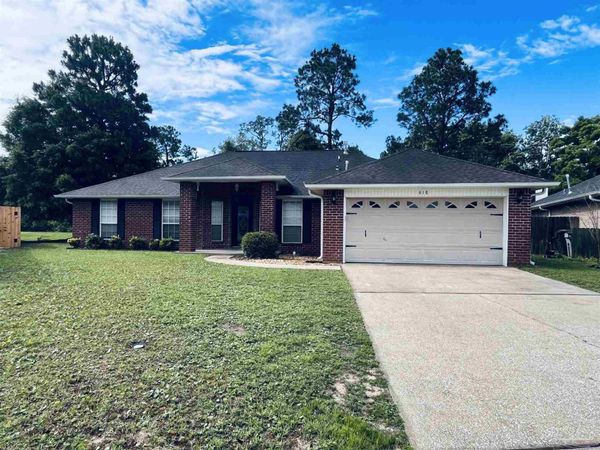 618 Ripsaw Ln, Pensacola, FL 32506