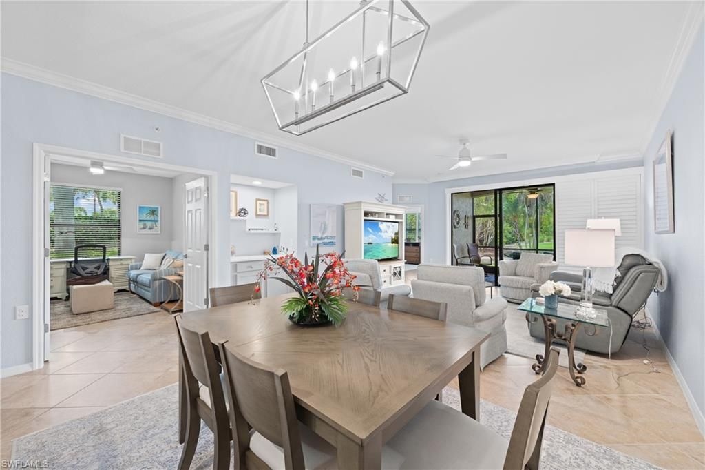 9844 Venezia Cir, Unit 711, Naples, FL 34113 Photo
