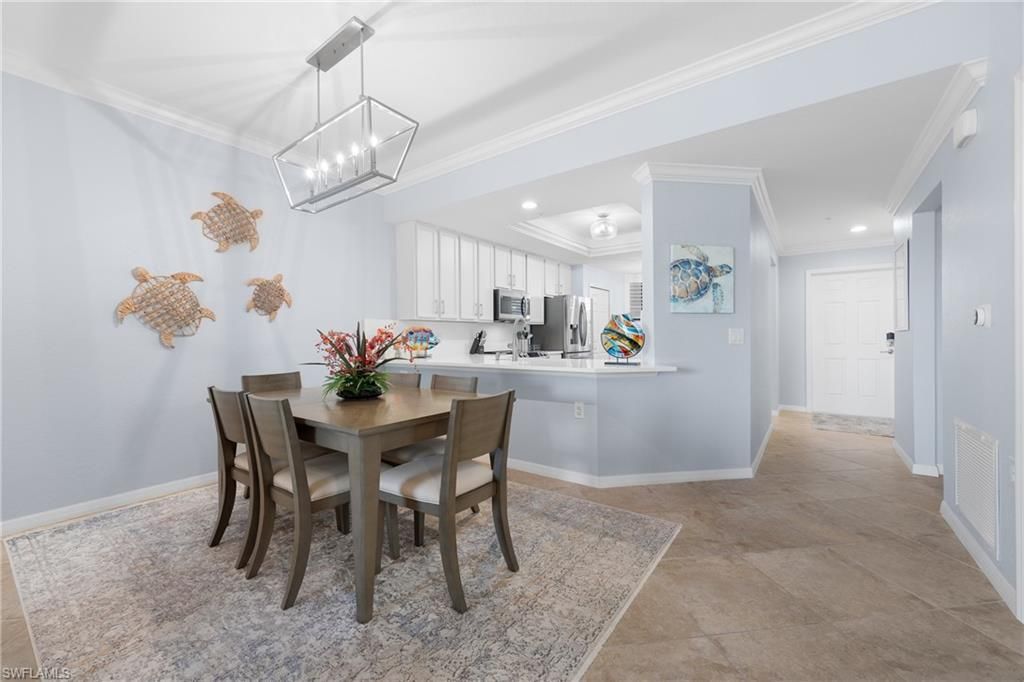 9844 Venezia Cir, Unit 711, Naples, FL 34113 Photo