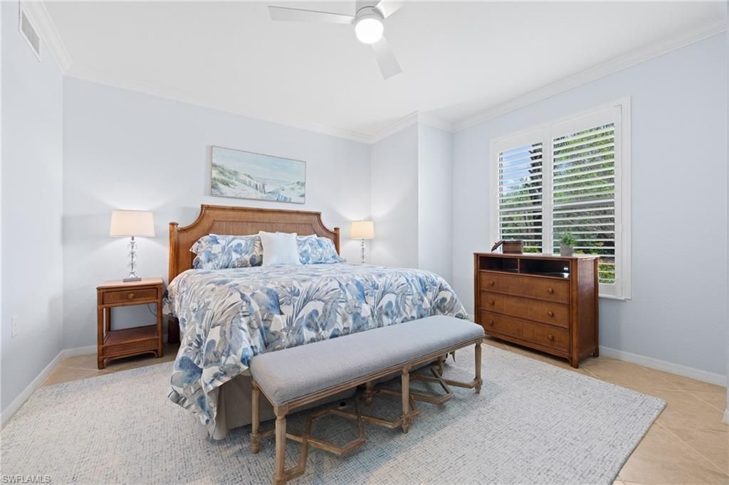 9844 Venezia Cir, Unit 711, Naples, FL 34113 Photo