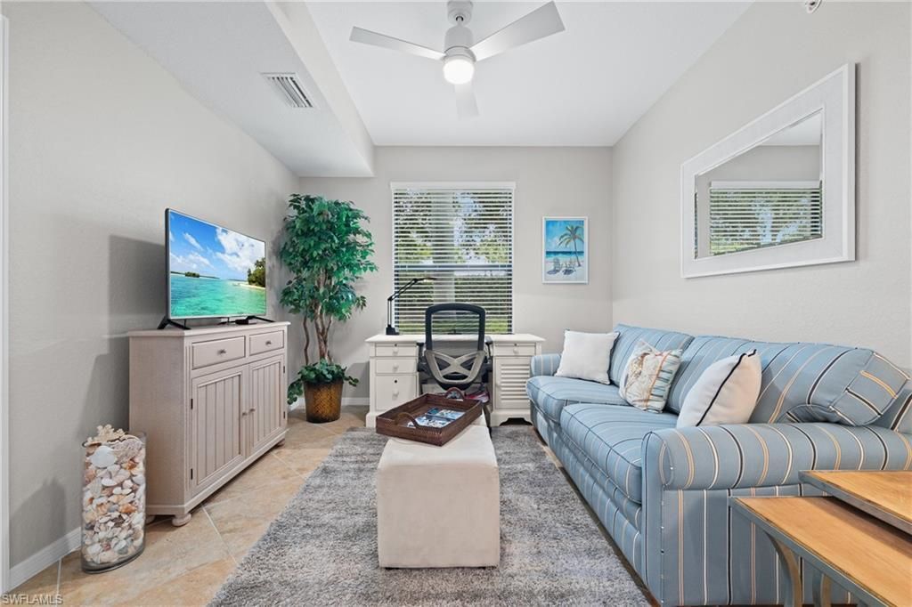 9844 Venezia Cir, Unit 711, Naples, FL 34113 Photo