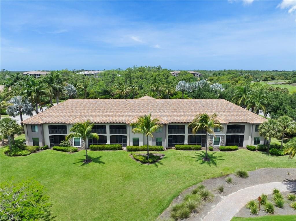9844 Venezia Cir, Unit 711, Naples, FL 34113 Photo