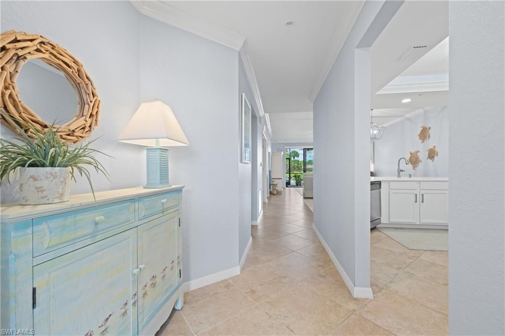 9844 Venezia Cir, Unit 711, Naples, FL 34113 Photo