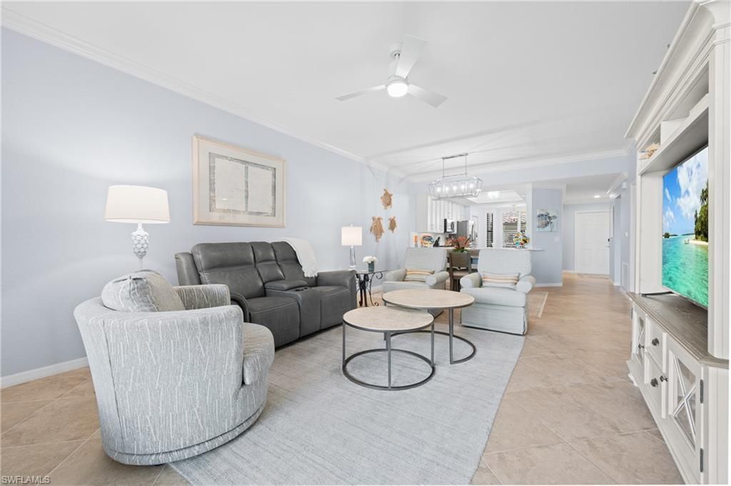 9844 Venezia Cir, Unit 711, Naples, FL 34113 Photo