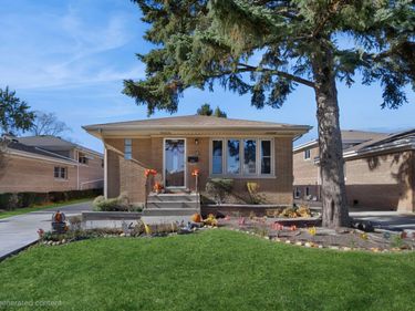 8632 N Merrill Street , Niles, IL 60714