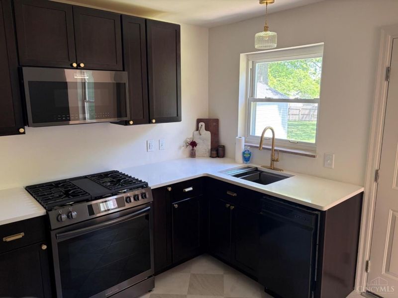 6926 Kleindale Avenue, North College Hill, OH 45231 Photo 6