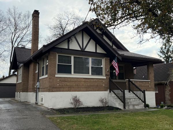 2942 Woodrow Avenue, Cincinnati, OH 45211