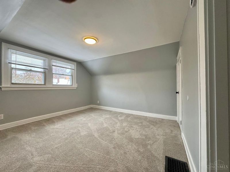2942 Woodrow Avenue, Cincinnati, OH 45211 Photo 31