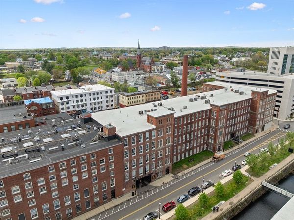 240 Jackson St, Unit 313, Lowell, MA 01852