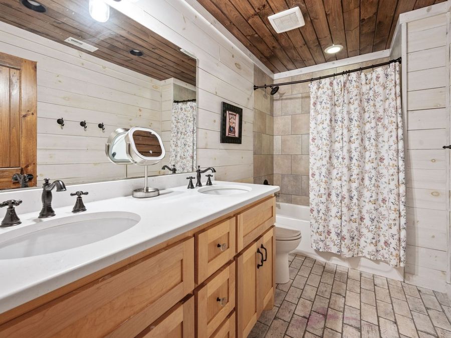 Property Image 63