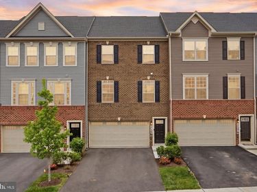 9029 WALLER TREE WAY, UPPER MARLBORO, MD 20772
