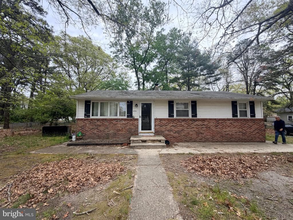 426 S Willow Avenue , Absecon, NJ 08205 Main Photo