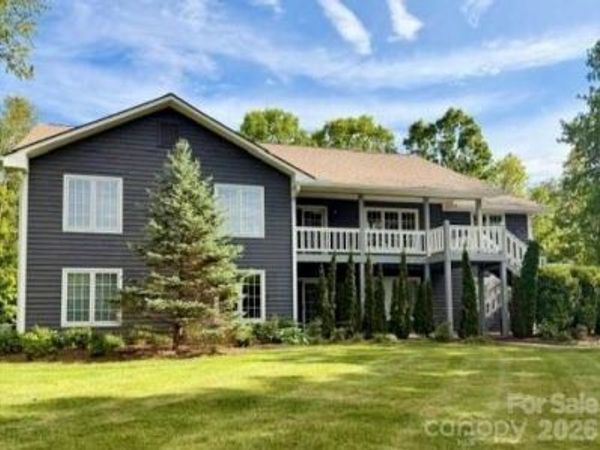 152 Skyview Circle , Asheville, NC 28804