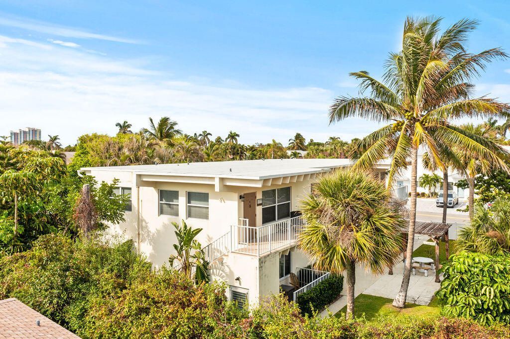 114 Cascade Lane, Unit 4, Palm Beach Shores, FL 33404 Photo