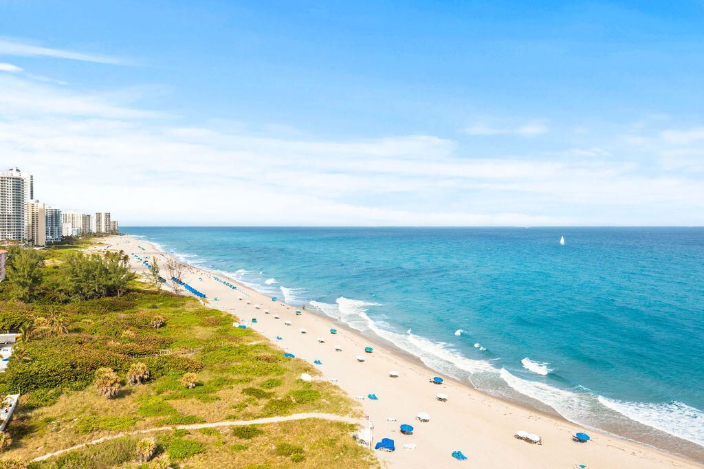 114 Cascade Lane, Unit 4, Palm Beach Shores, FL 33404 Photo