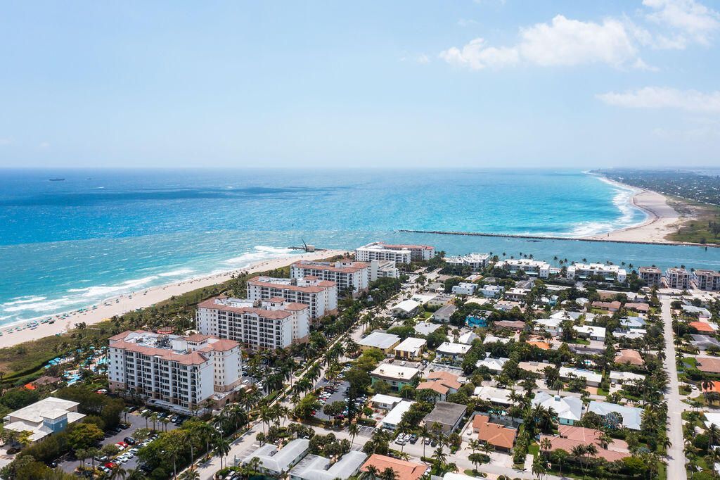 114 Cascade Lane, Unit 4, Palm Beach Shores, FL 33404 Photo