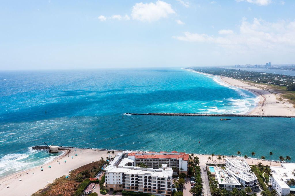 114 Cascade Lane, Unit 4, Palm Beach Shores, FL 33404 Photo
