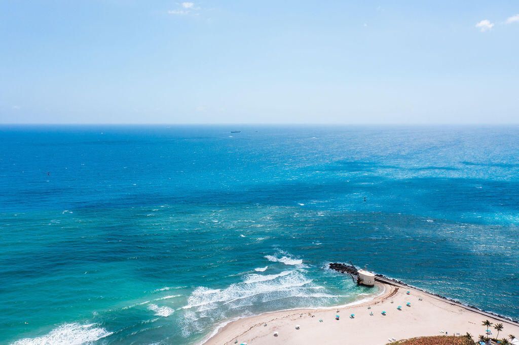 114 Cascade Lane, Unit 4, Palm Beach Shores, FL 33404 Photo
