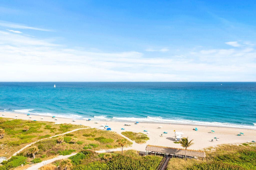 114 Cascade Lane, Unit 4, Palm Beach Shores, FL 33404 Photo