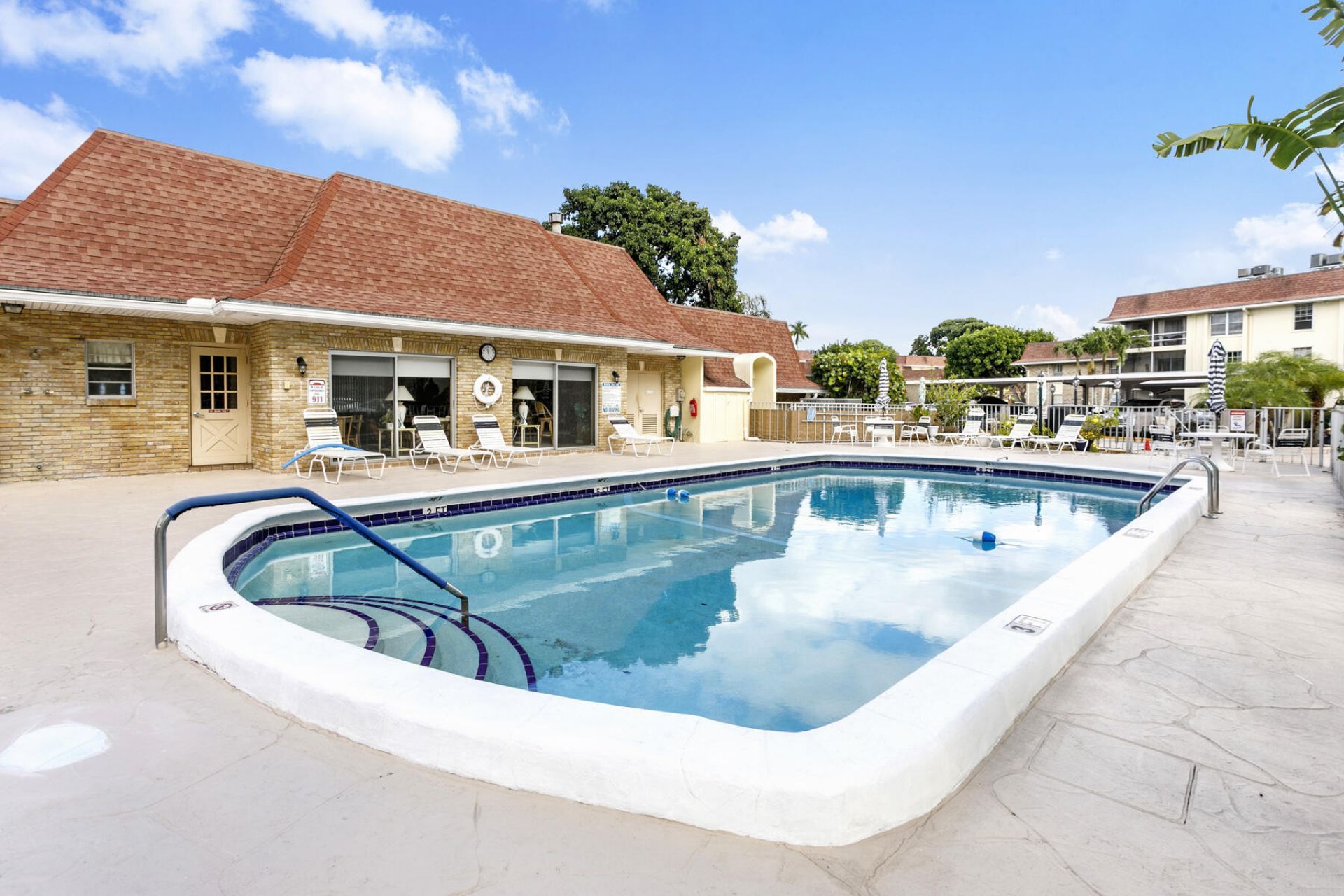 5510 Tamberlane Circle, Unit 242, Palm Beach Gardens, FL 33418 Photo