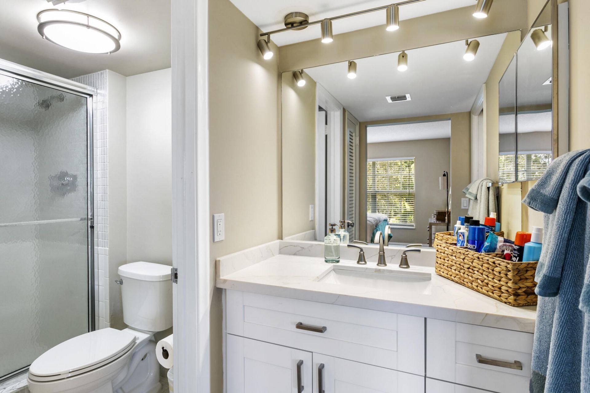 5510 Tamberlane Circle, Unit 242, Palm Beach Gardens, FL 33418 Photo