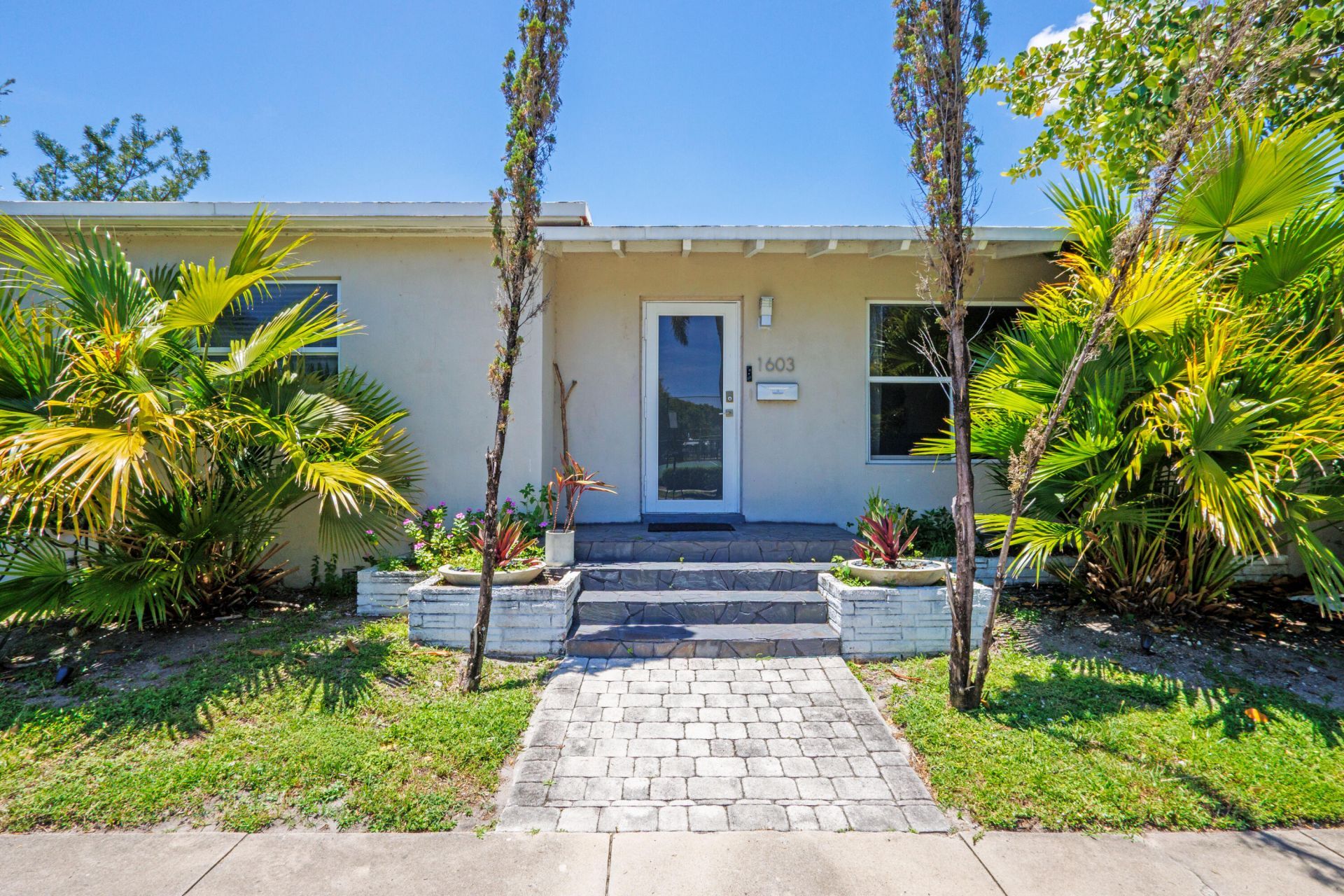1603 Jefferson Street, Hollywood, FL 33020 Photo
