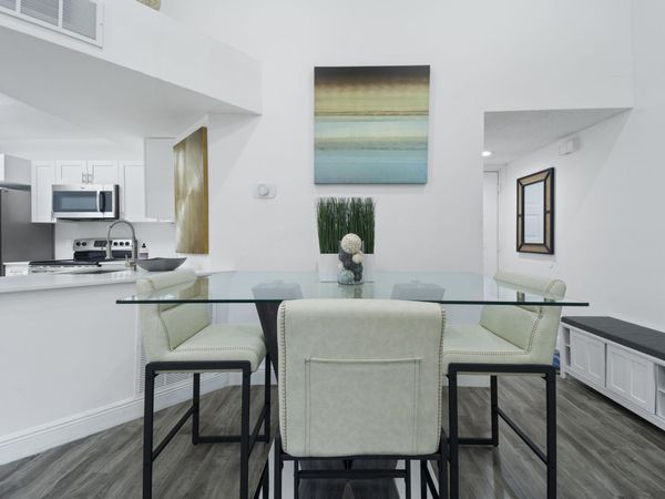 8851 Wiles Road, Unit Apt 304, Coral Springs, FL 33067