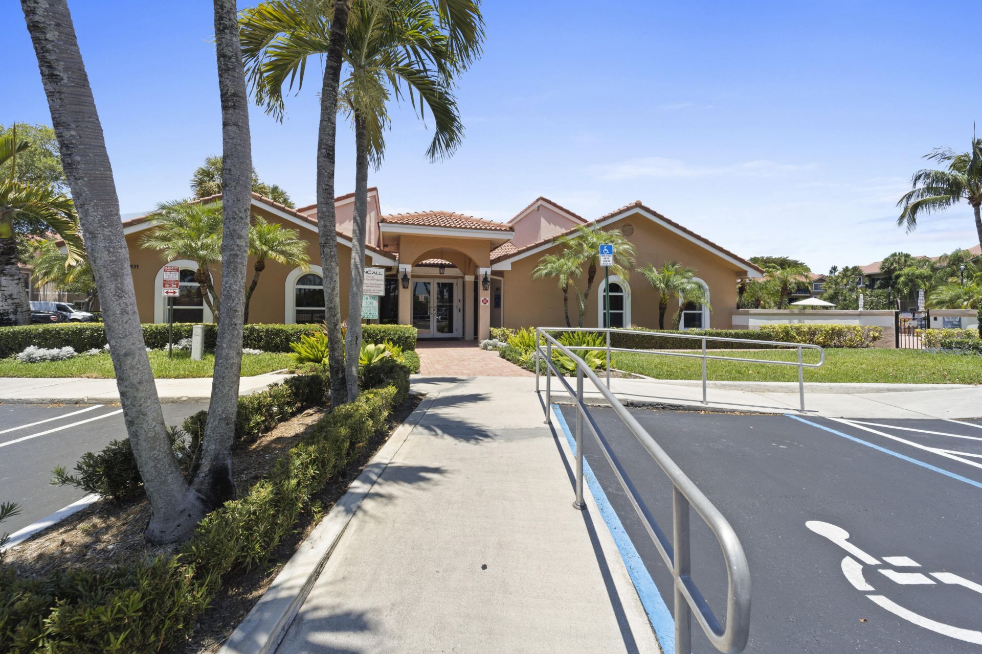 8851 Wiles Road, Unit Apt 304, Coral Springs, FL 33067 Photo