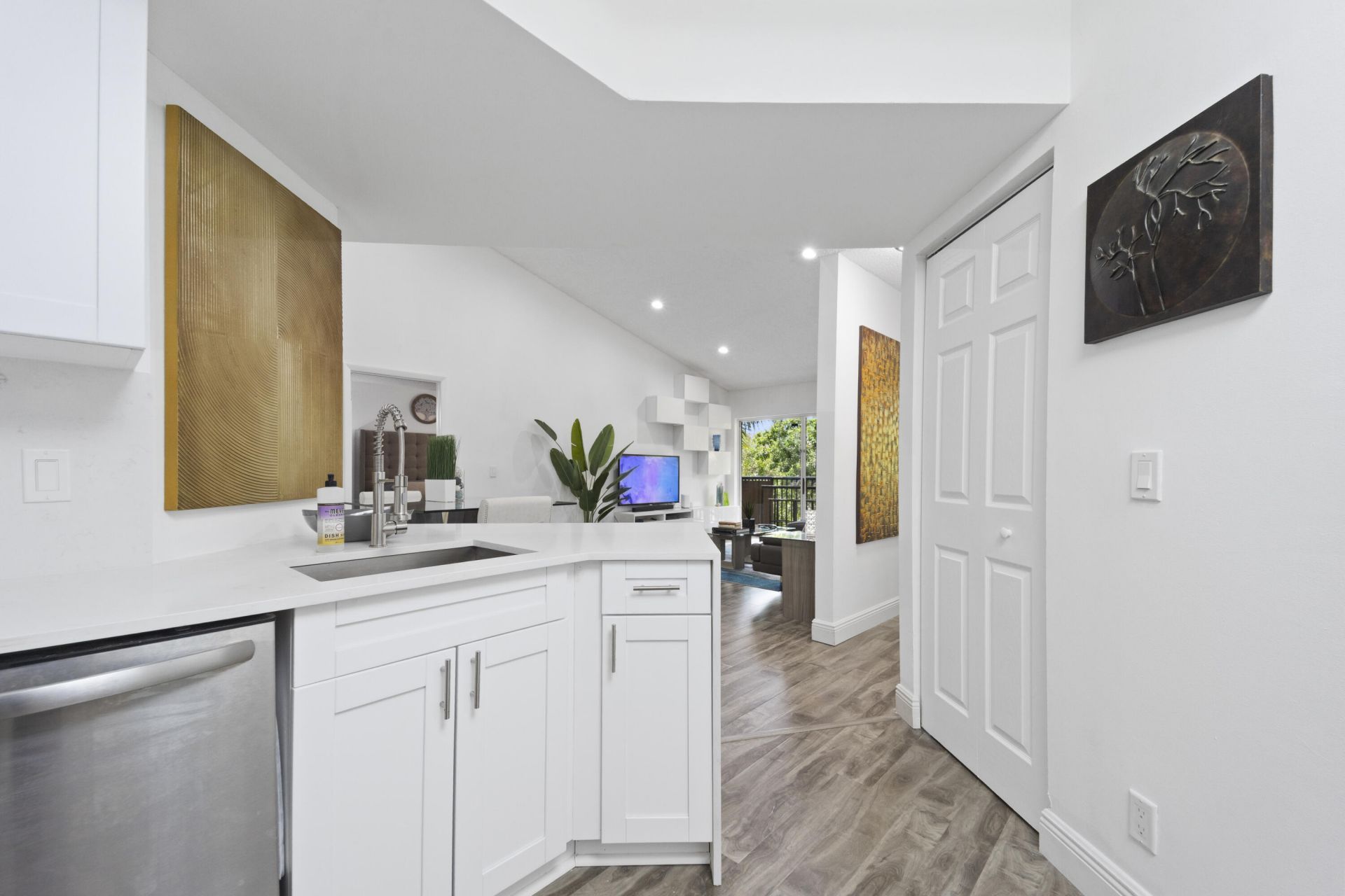 8851 Wiles Road, Unit Apt 304, Coral Springs, FL 33067 Photo