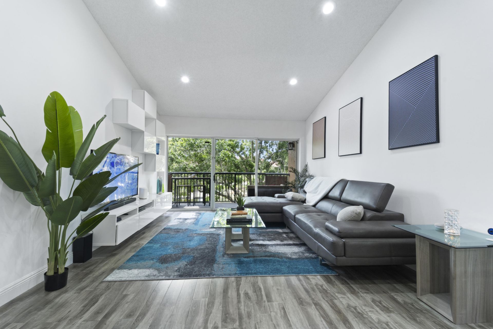 8851 Wiles Road, Unit Apt 304, Coral Springs, FL 33067 Photo