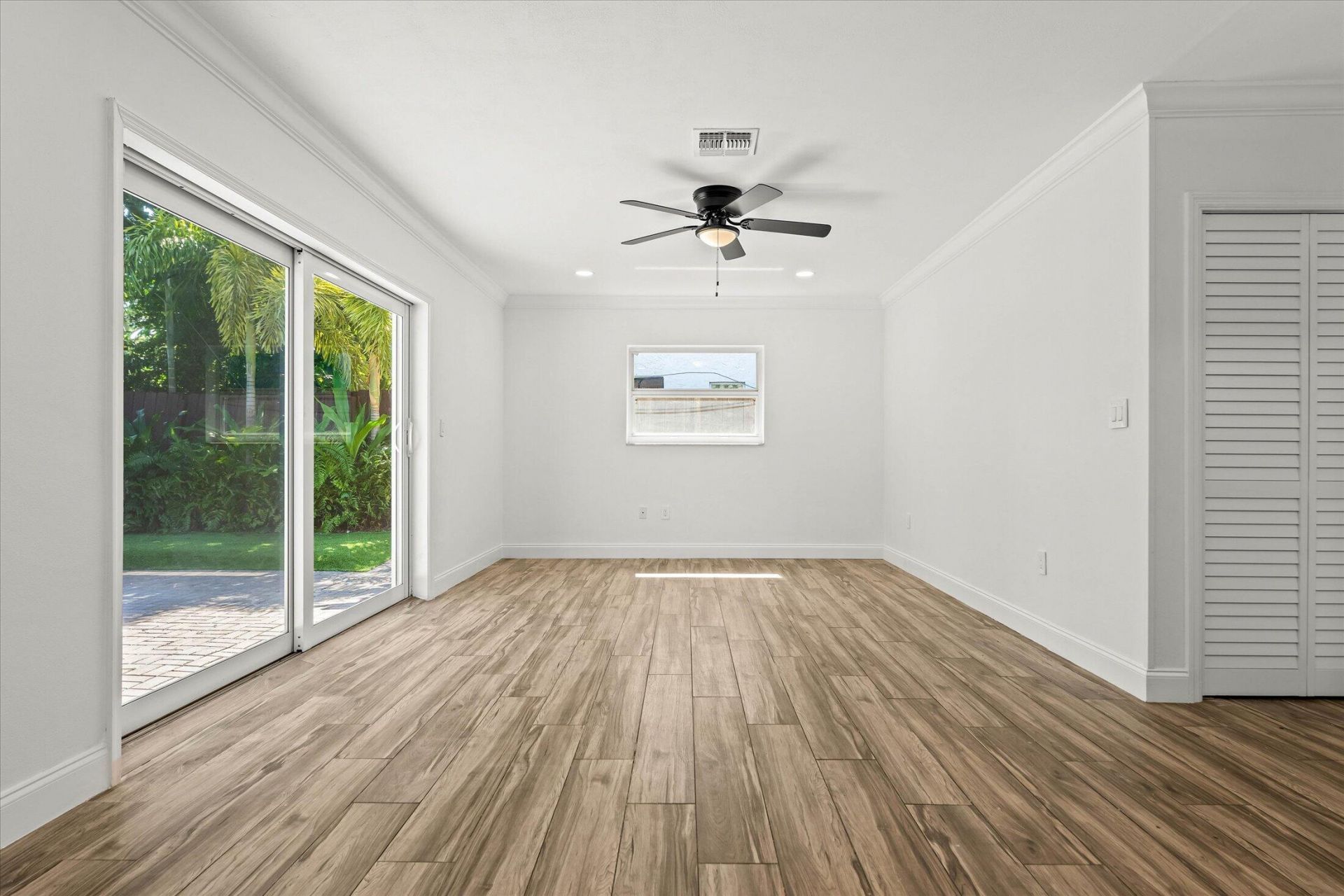 884 NW 6th Drive, Boca Raton, FL 33486 Photo