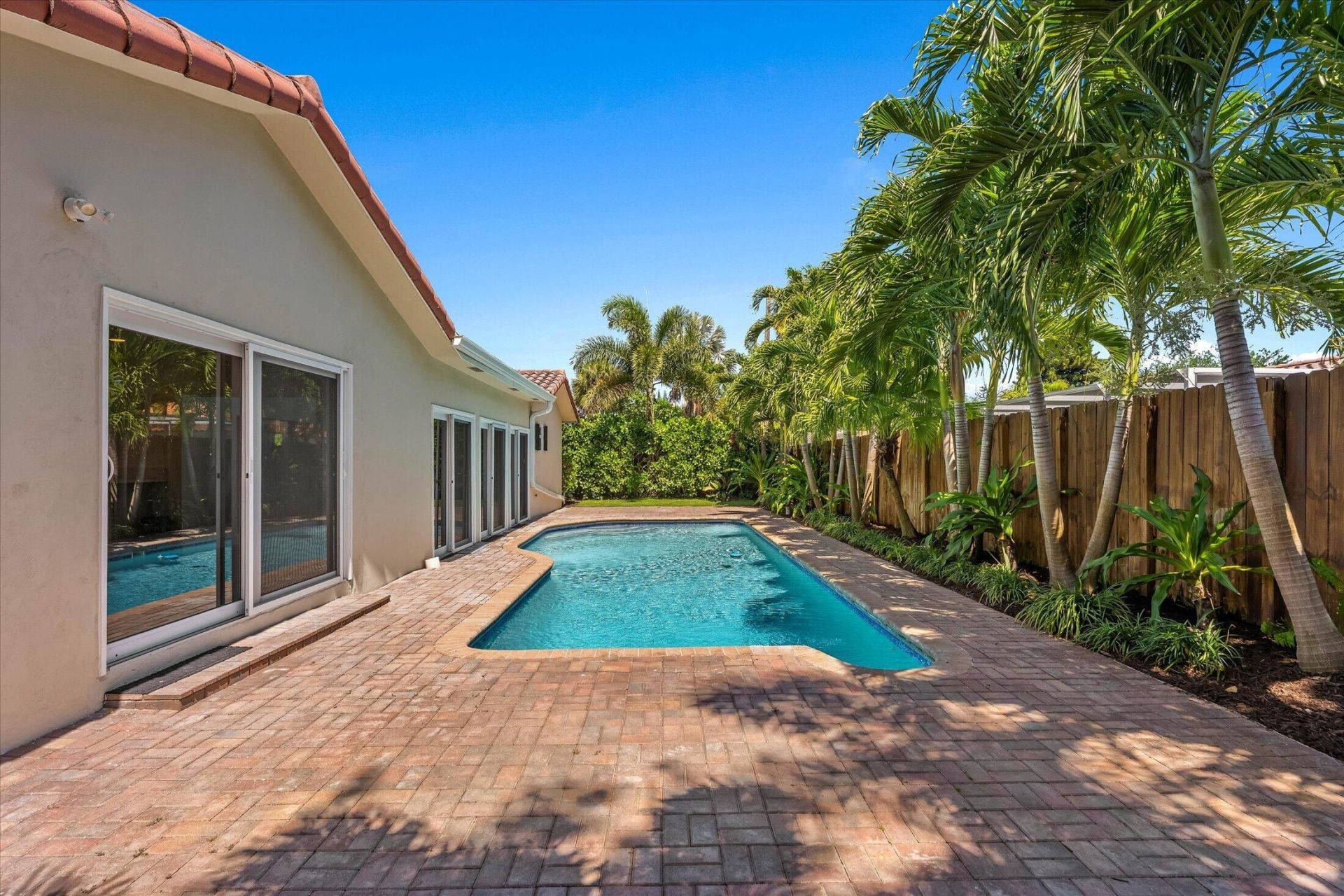 884 NW 6th Drive, Boca Raton, FL 33486 Photo