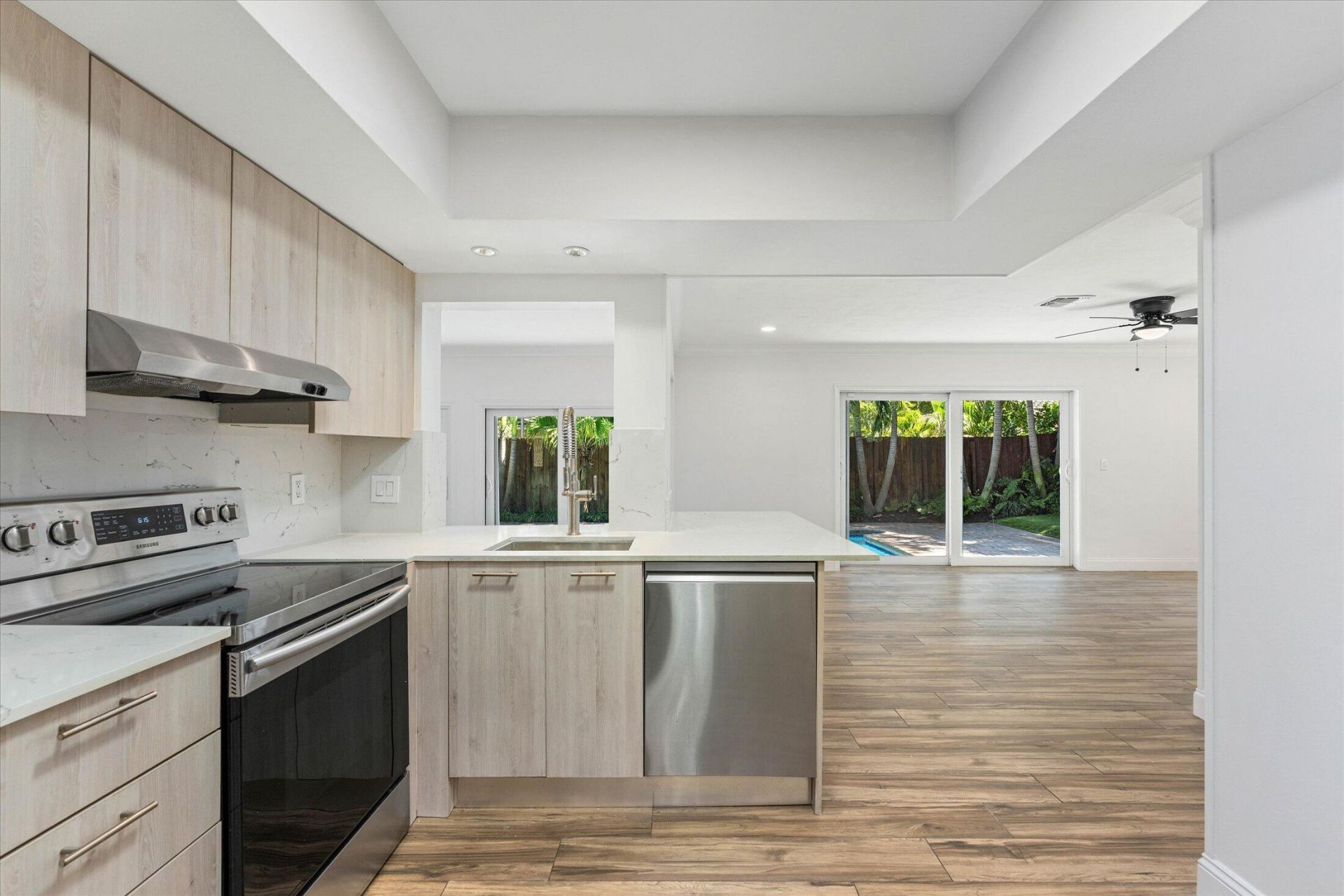 884 NW 6th Drive, Boca Raton, FL 33486 Photo