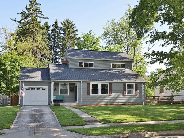 360 Kenbrook Drive , Worthington, OH 43085