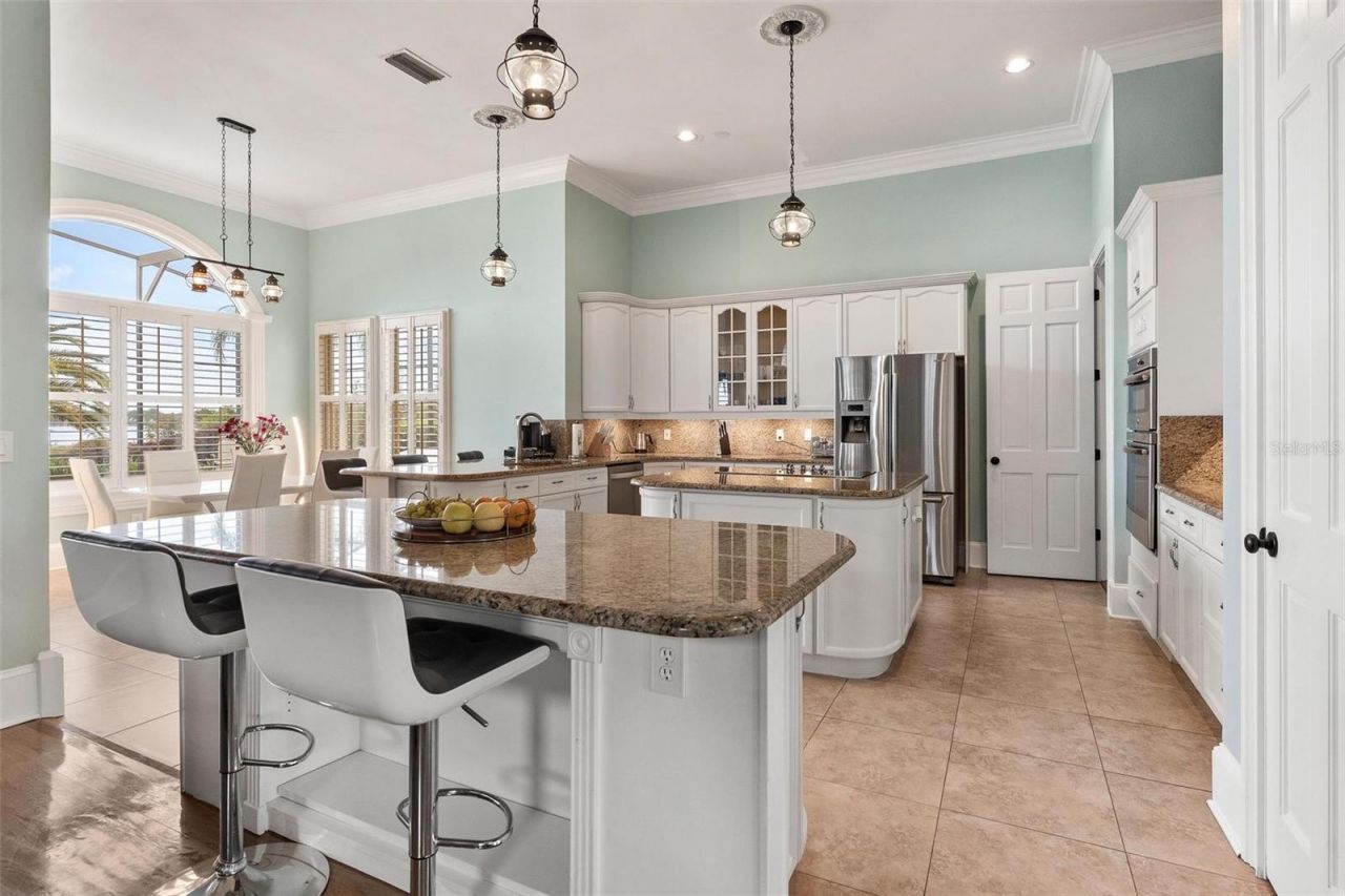 1641 Edgewater Drive , Mount Dora, FL 32757 Photo