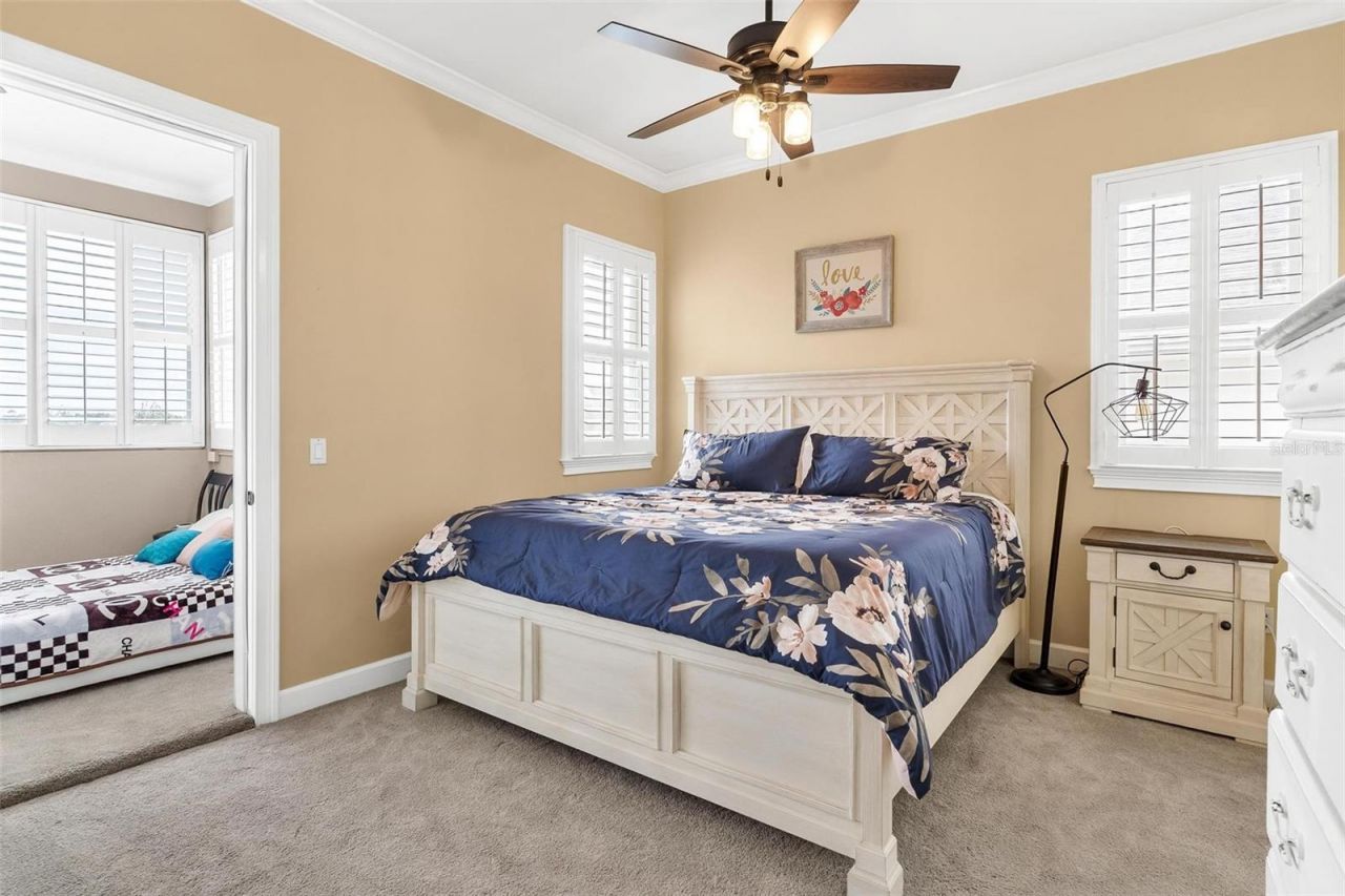 1641 Edgewater Drive , Mount Dora, FL 32757 Photo