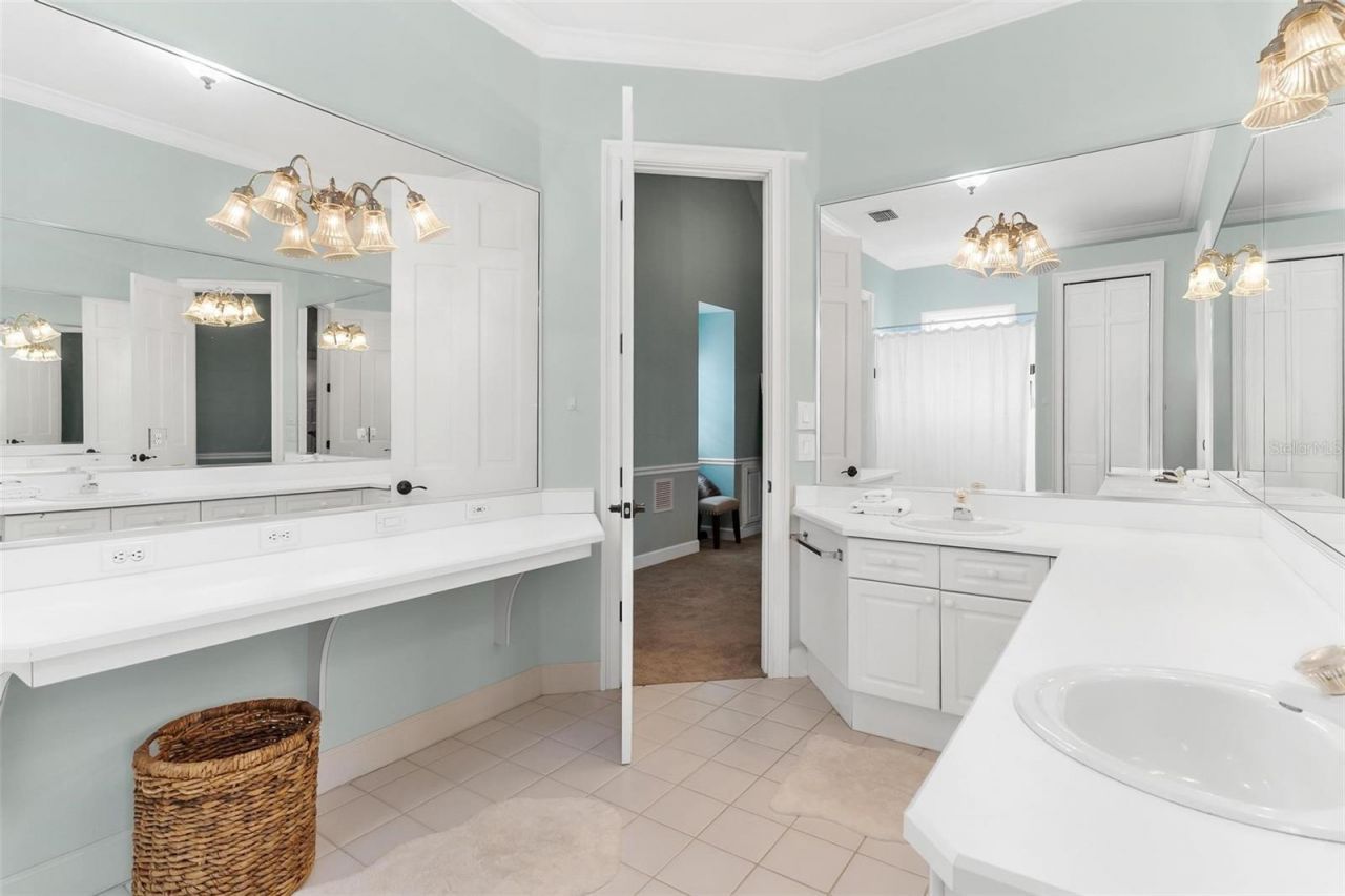 1641 Edgewater Drive , Mount Dora, FL 32757 Photo